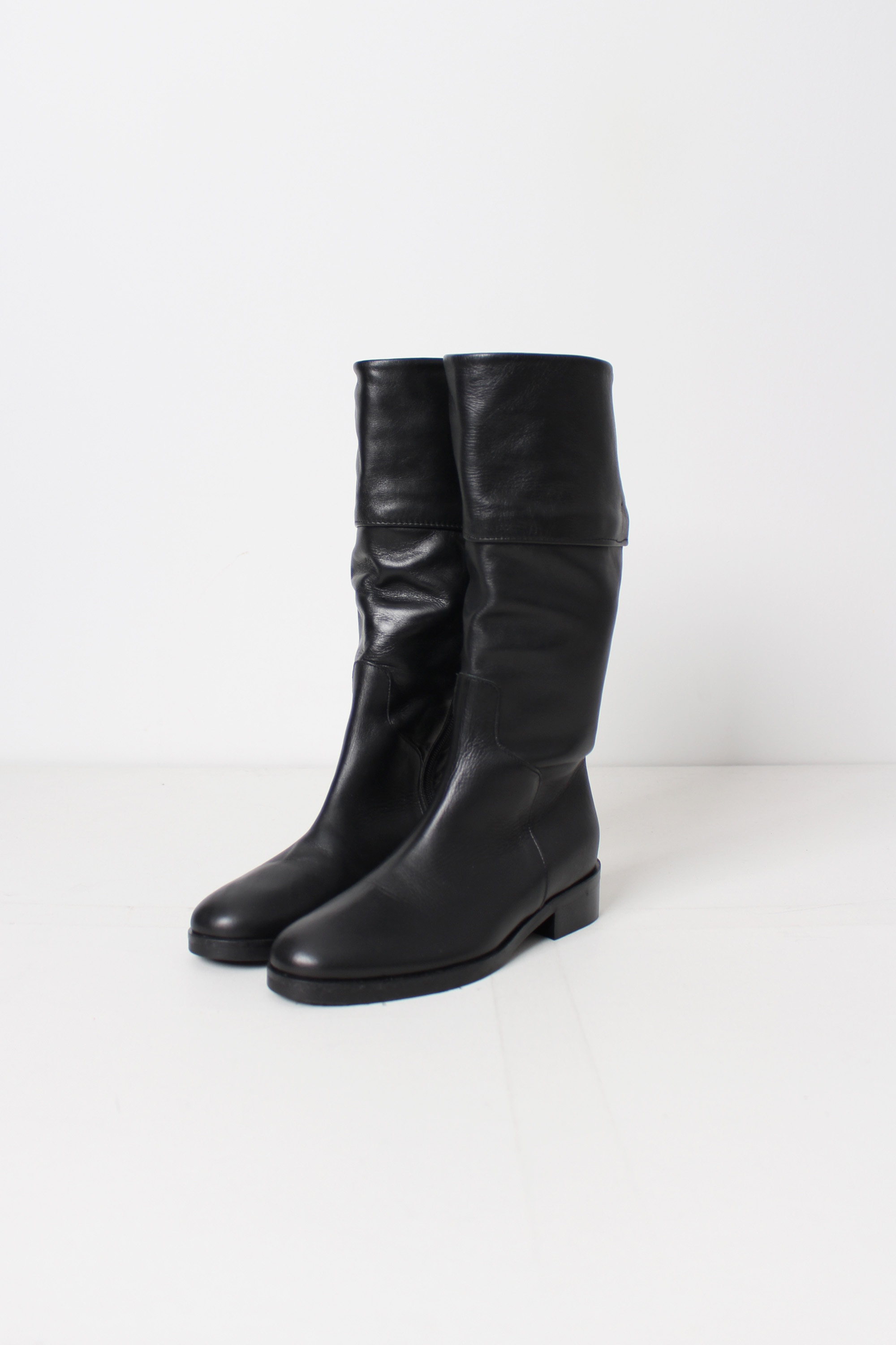 ENESS Leather boots